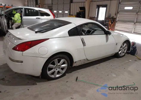 2003 Nissan 350Z Touring из США, поврежденный, VIN JN1AZ34D23T110966